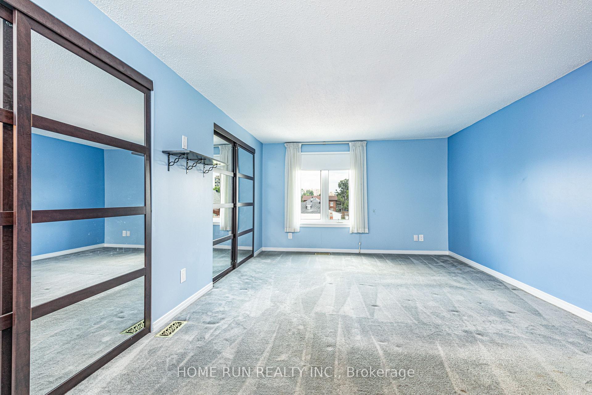 Photo 23 of 225 Echo Drive, Ottawa, Ottawa East — HOMEH