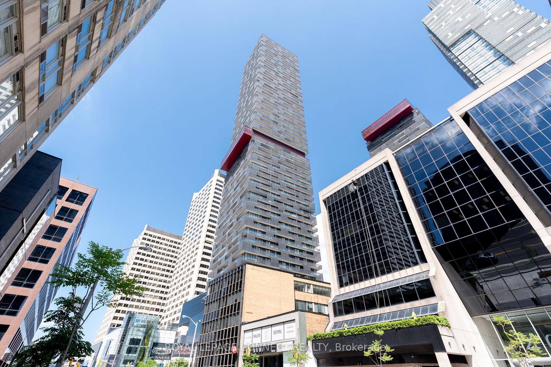 Photo 1 of Unit 4708, 8 Eglinton Avenue E, Toronto, Mount Pleasant East — HOMEH