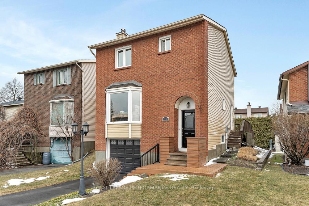 Photo 4 of 15 Homestead Street, Ottawa, Borden Farm/Stewart Farm/Carleton Heights/Parkwood Hills — HOMEH