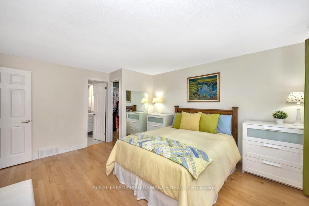 Photo 20 of 15 Homestead Street, Ottawa, Borden Farm/Stewart Farm/Carleton Heights/Parkwood Hills — HOMEH