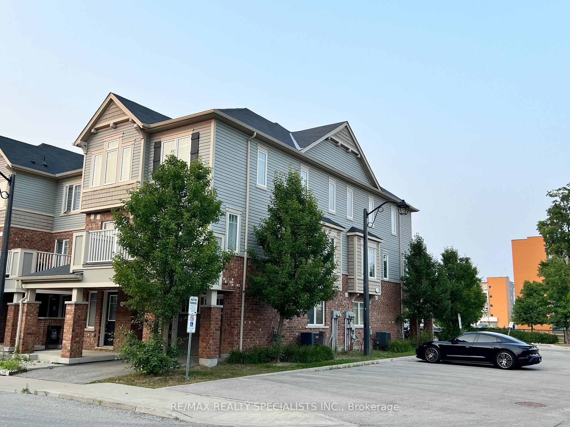 Photo 2 of 219 Netherby Lane, Kitchener — HOMEH