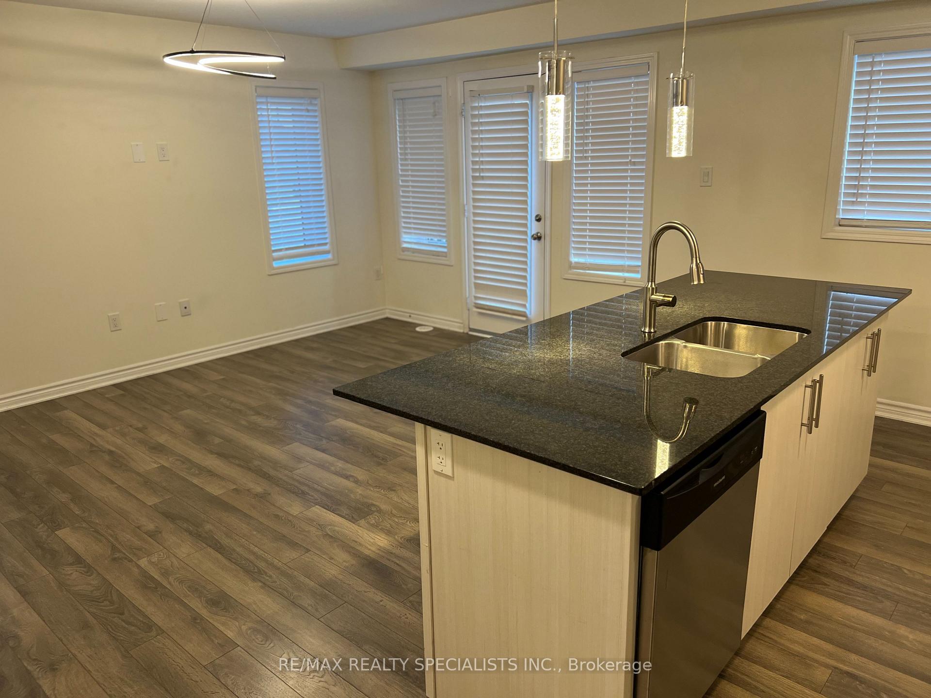 Photo 7 of 219 Netherby Lane, Kitchener — HOMEH