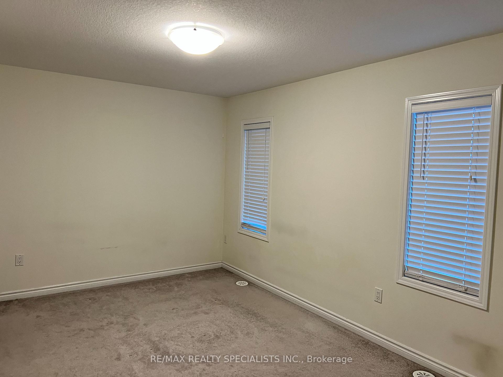 Photo 15 of 219 Netherby Lane, Kitchener — HOMEH