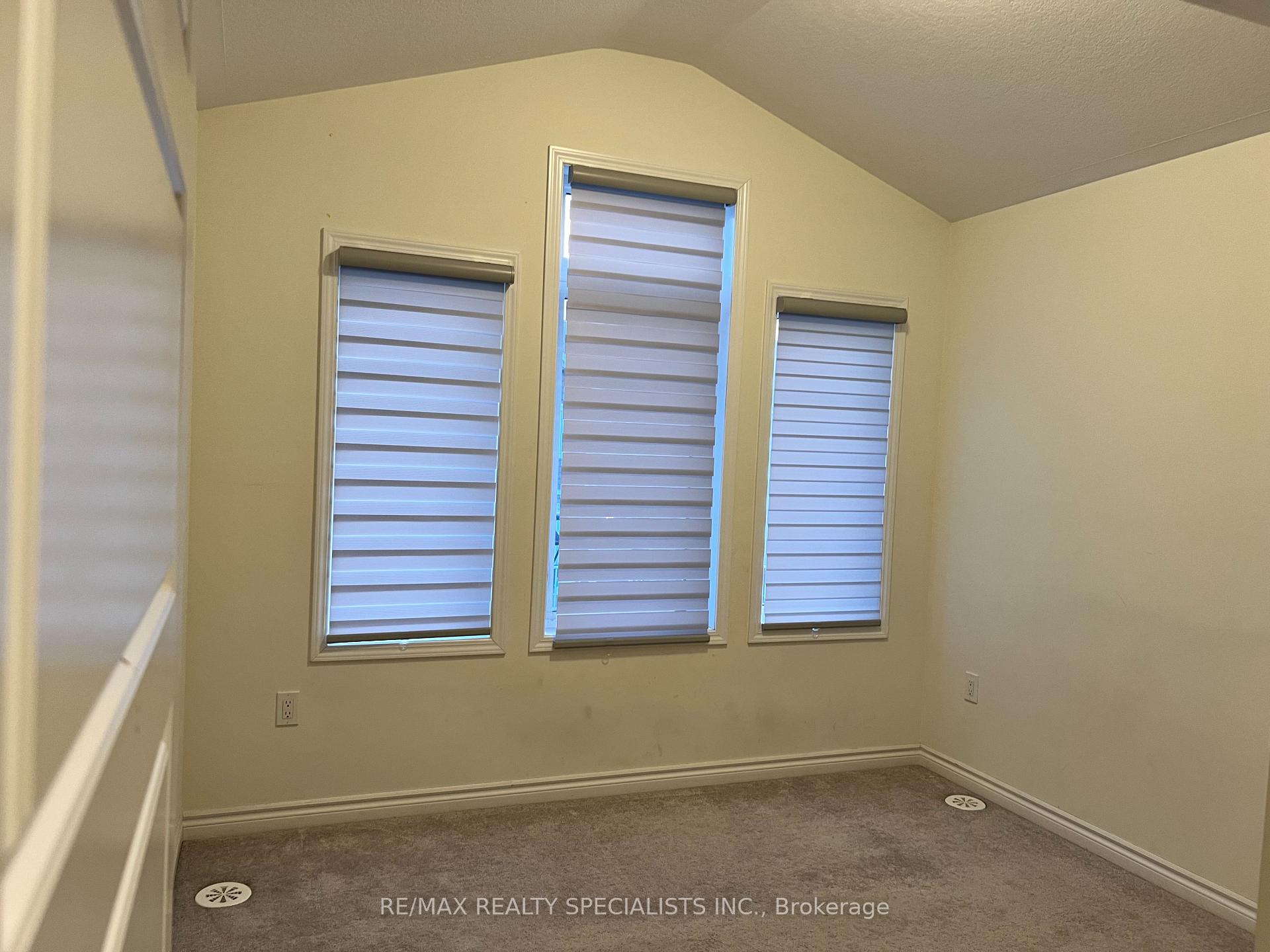 Photo 16 of 219 Netherby Lane, Kitchener — HOMEH