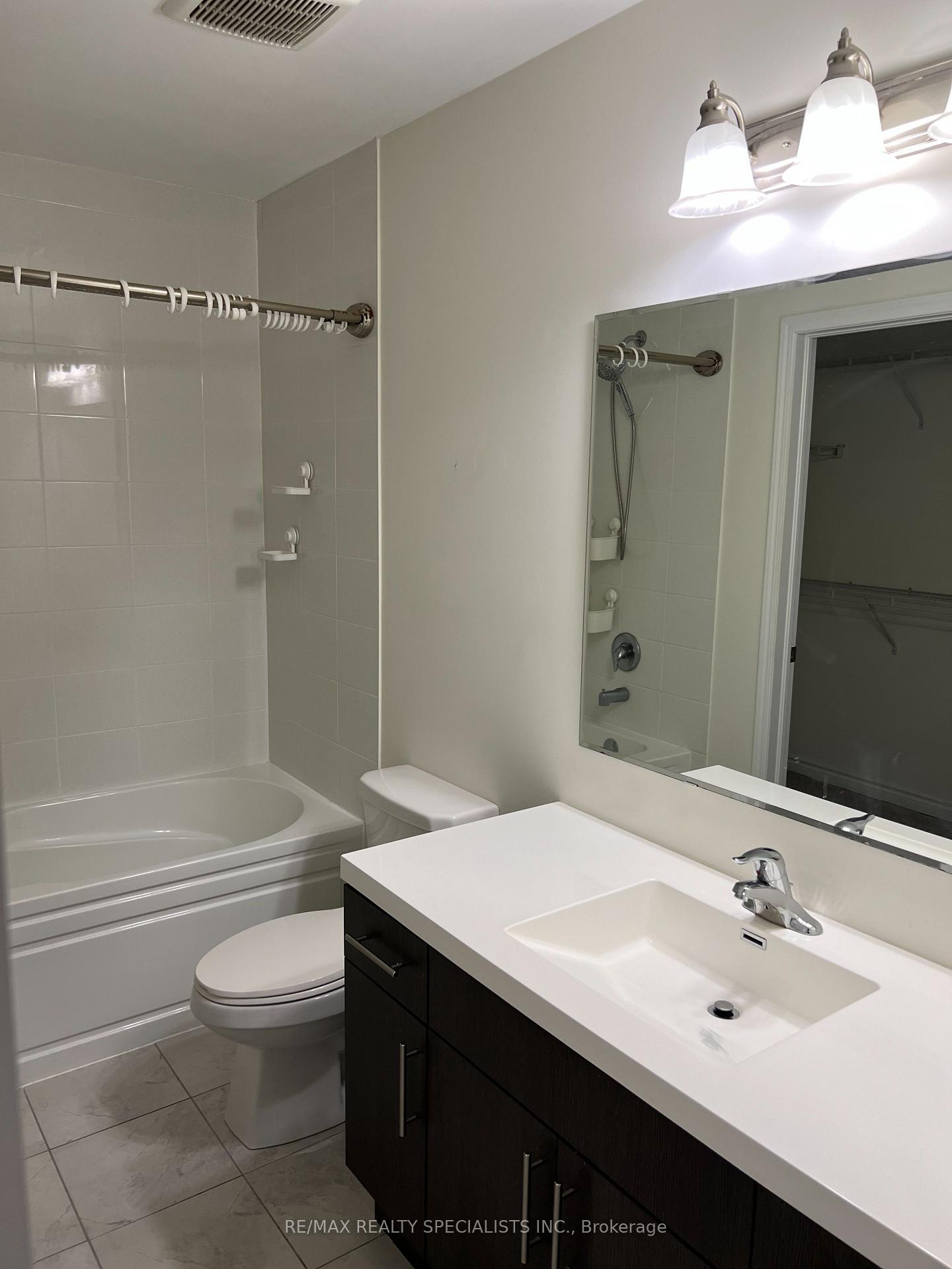 Photo 18 of 219 Netherby Lane, Kitchener — HOMEH