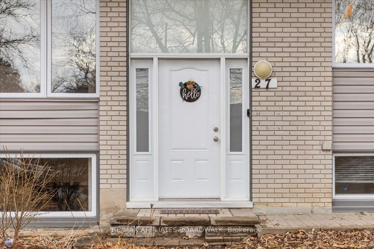 Photo 4 of 27 Cleadon Drive, Ottawa, Crystal Beach — HOMEH