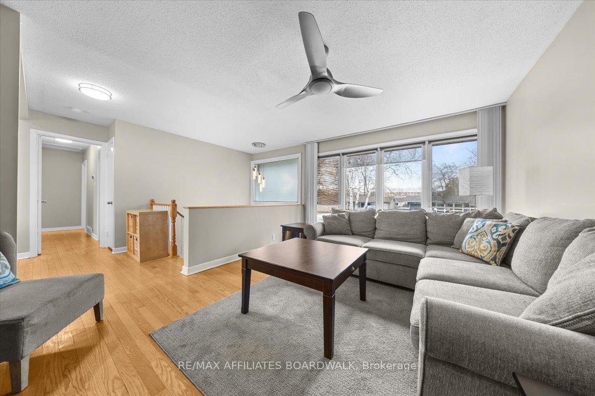 Photo 2 of 27 Cleadon Drive, Ottawa, Crystal Beach — HOMEH