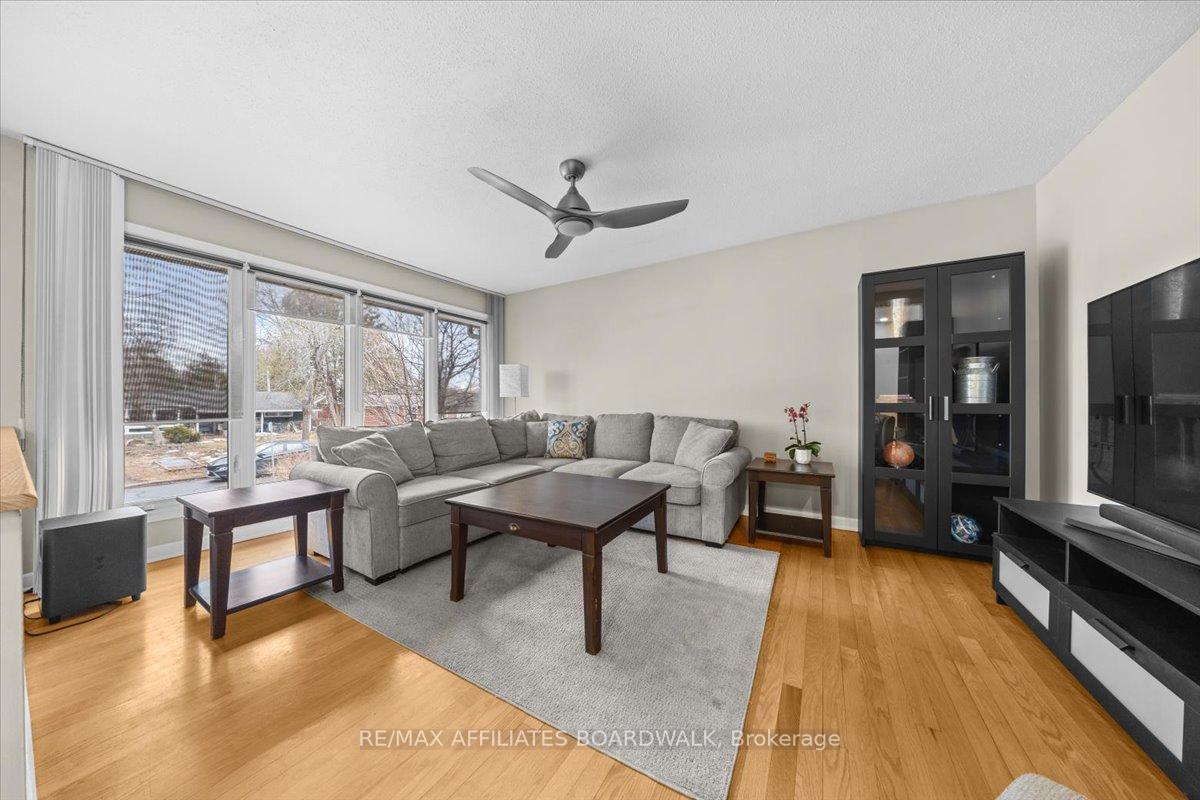 Photo 3 of 27 Cleadon Drive, Ottawa, Crystal Beach — HOMEH