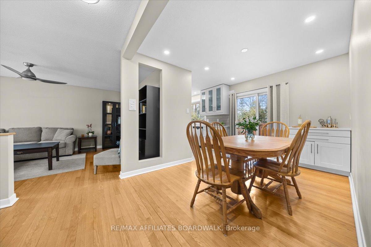Photo 5 of 27 Cleadon Drive, Ottawa, Crystal Beach — HOMEH