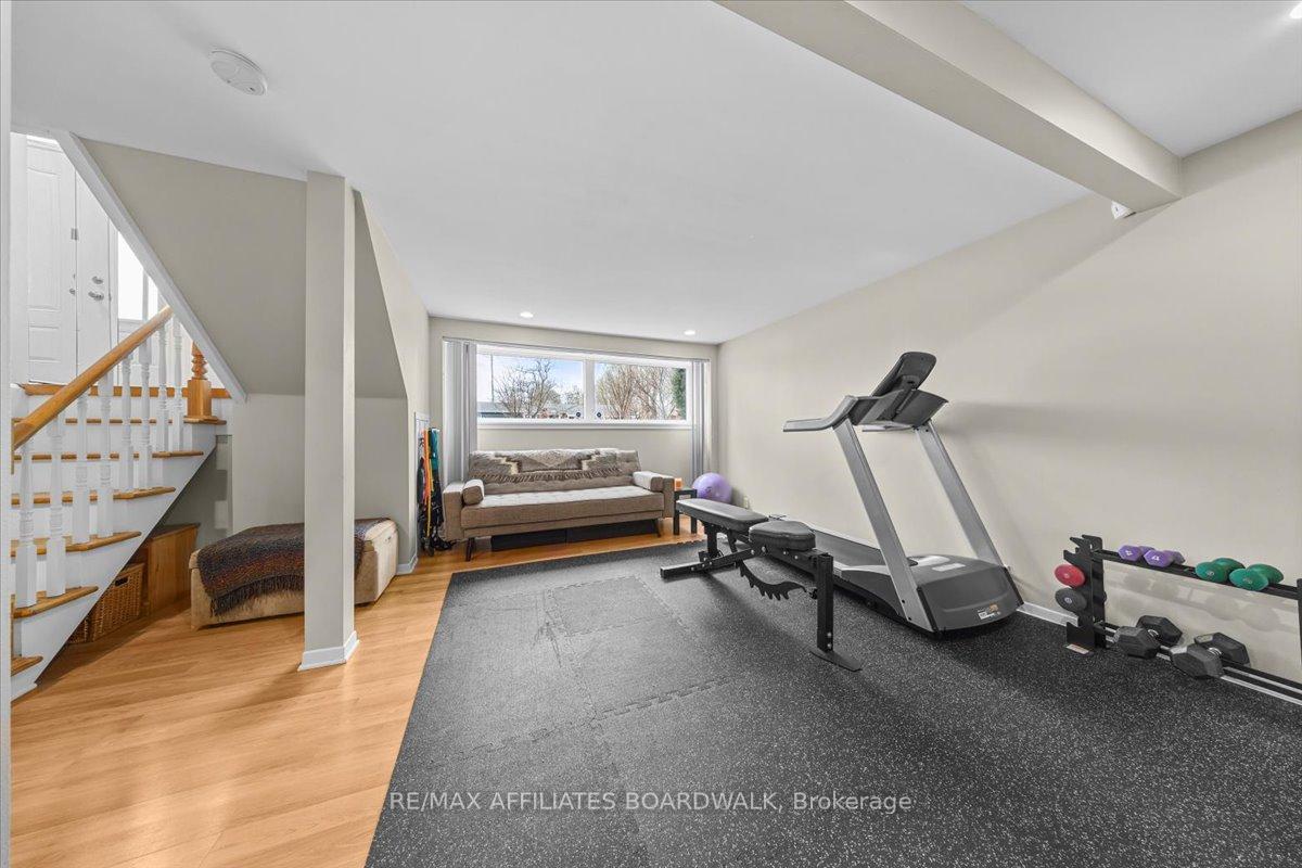 Photo 19 of 27 Cleadon Drive, Ottawa, Crystal Beach — HOMEH