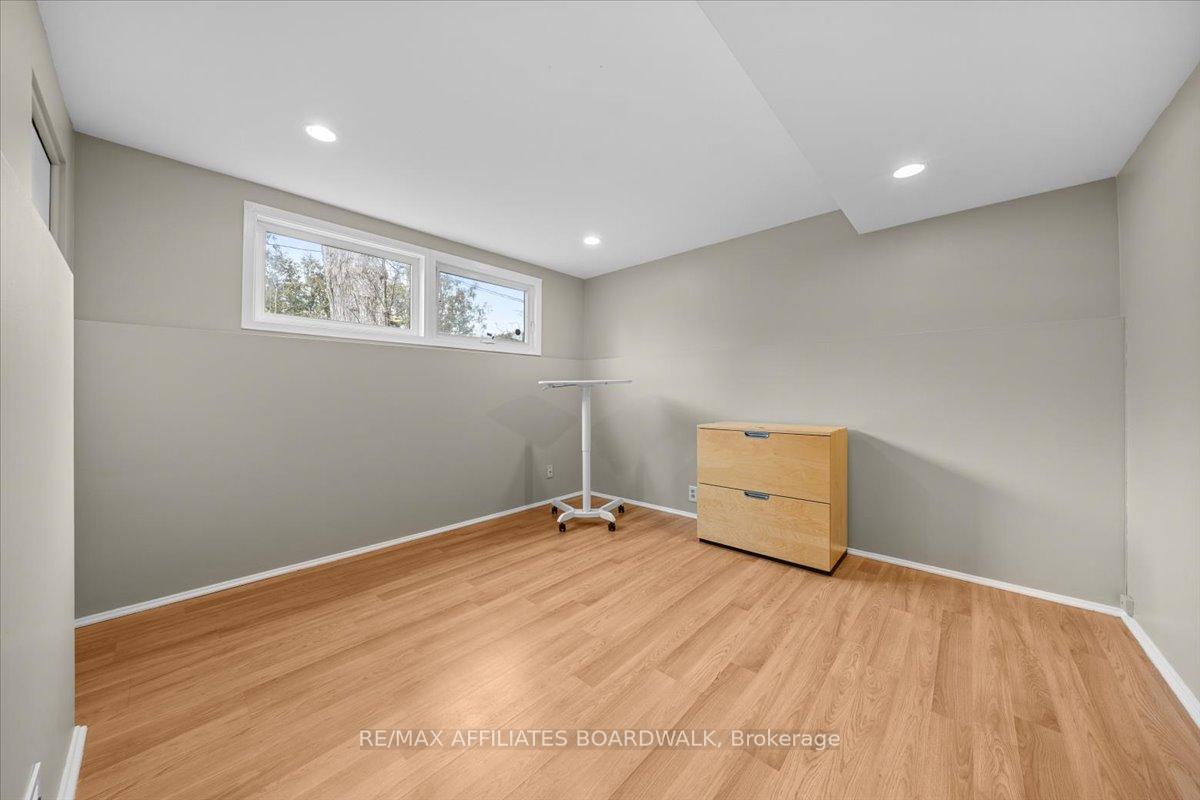 Photo 22 of 27 Cleadon Drive, Ottawa, Crystal Beach — HOMEH
