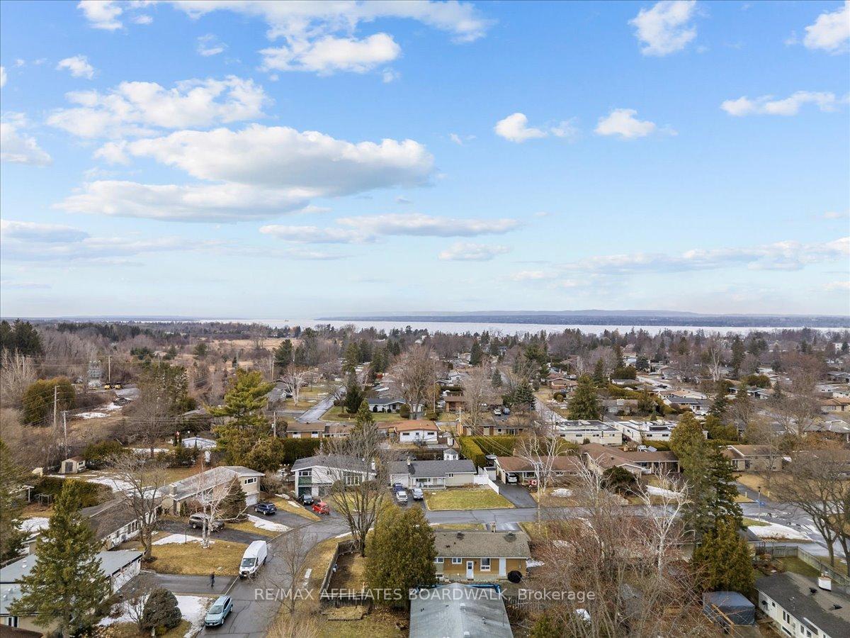 Photo 34 of 27 Cleadon Drive, Ottawa, Crystal Beach — HOMEH