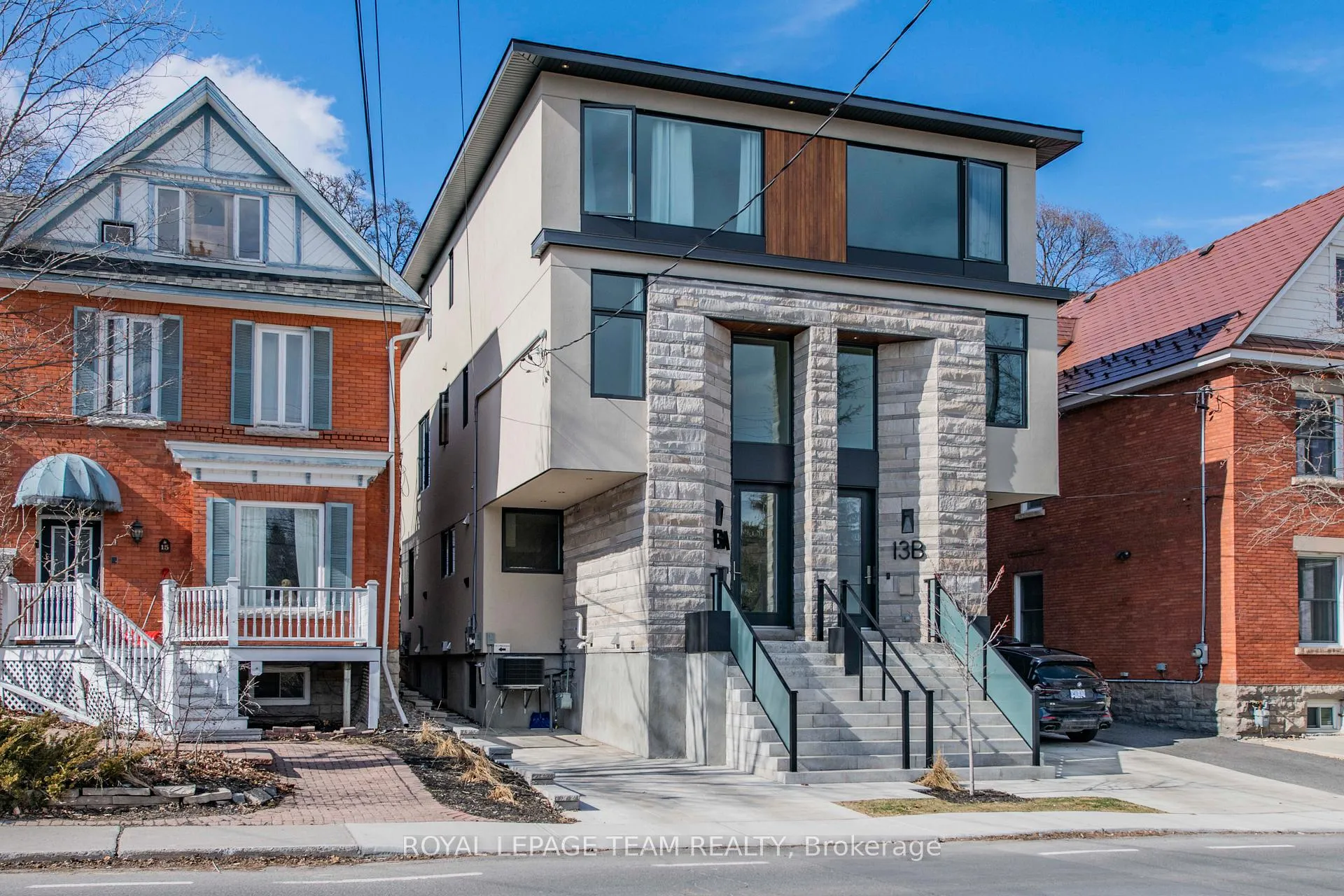 Front of Unit B, 13 Fifth Avenue