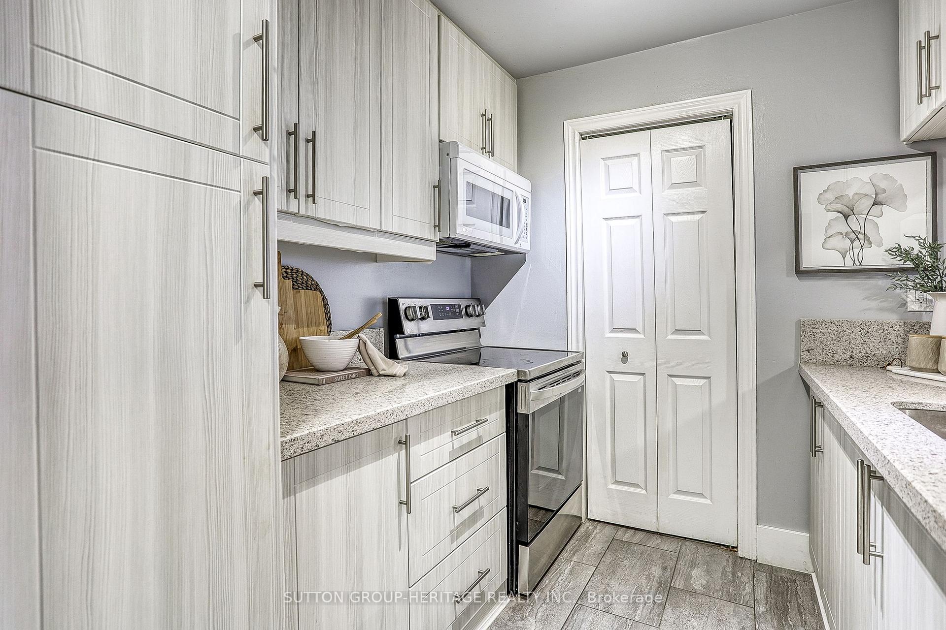 Photo 4 of Unit 412, 189 Lake Driveway, Ajax, South West — HOMEH