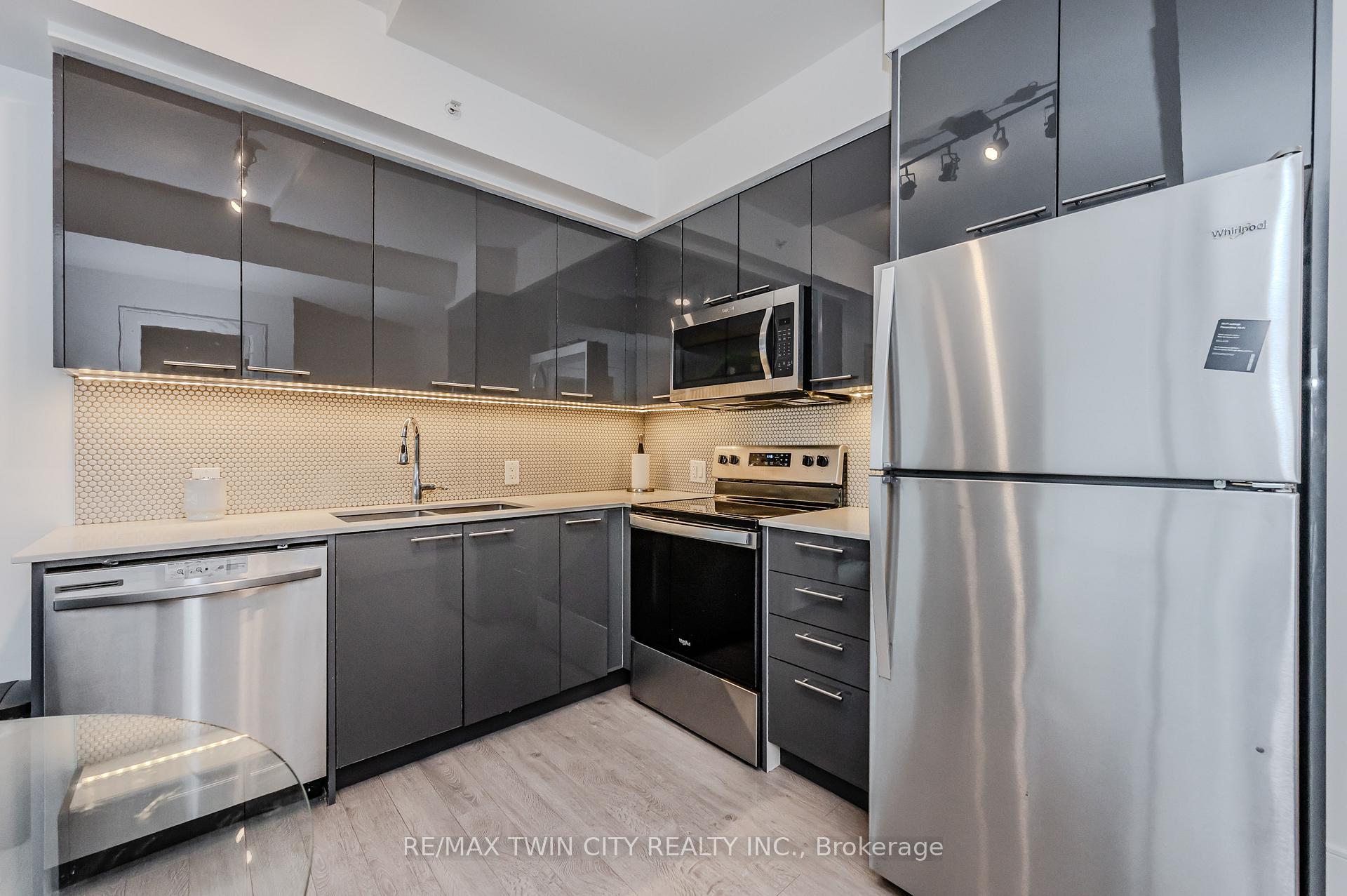 Photo 13 of Unit 516, 15 Prince Albert Boulevard, Kitchener, Mount Hope Huron Park — HOMEH