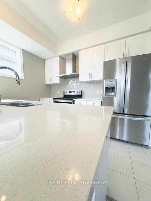 Photo 12 of 148 Wheat Lane, Kitchener — HOMEH
