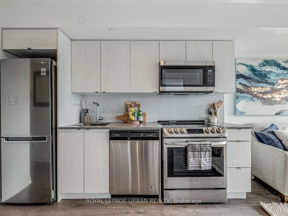 Photo 7 of Unit 506, 1401 O'Connor Drive, Toronto, O'Connor-Parkview — HOMEH