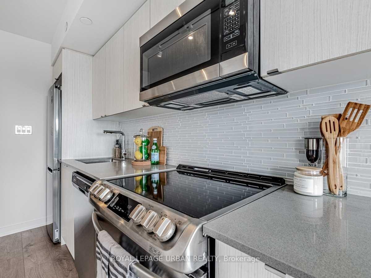 Photo 8 of Unit 506, 1401 O'Connor Drive, Toronto, O'Connor-Parkview — HOMEH