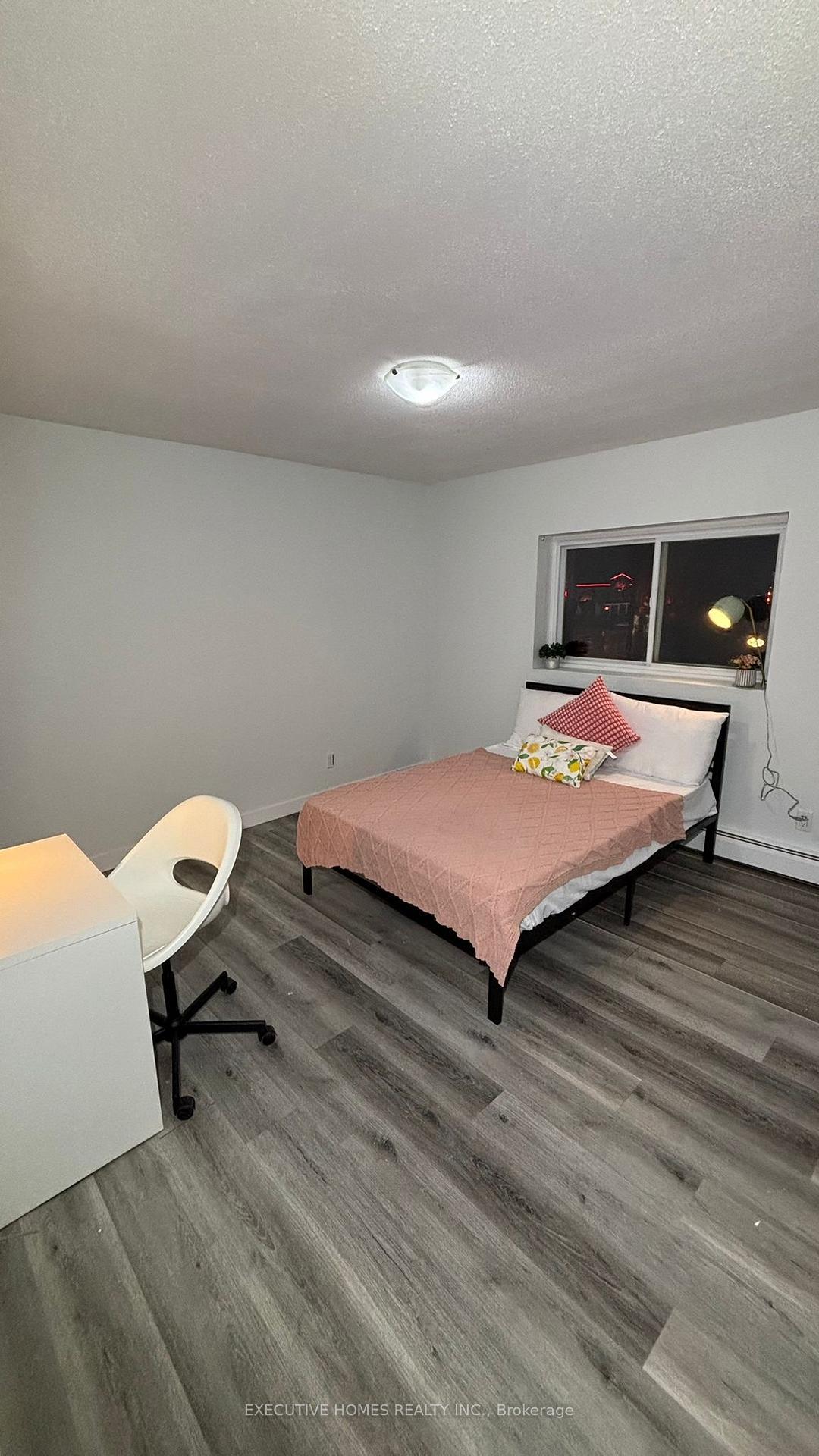 Photo 6 of Unit 6, 303 King Street N, Waterloo — HOMEH
