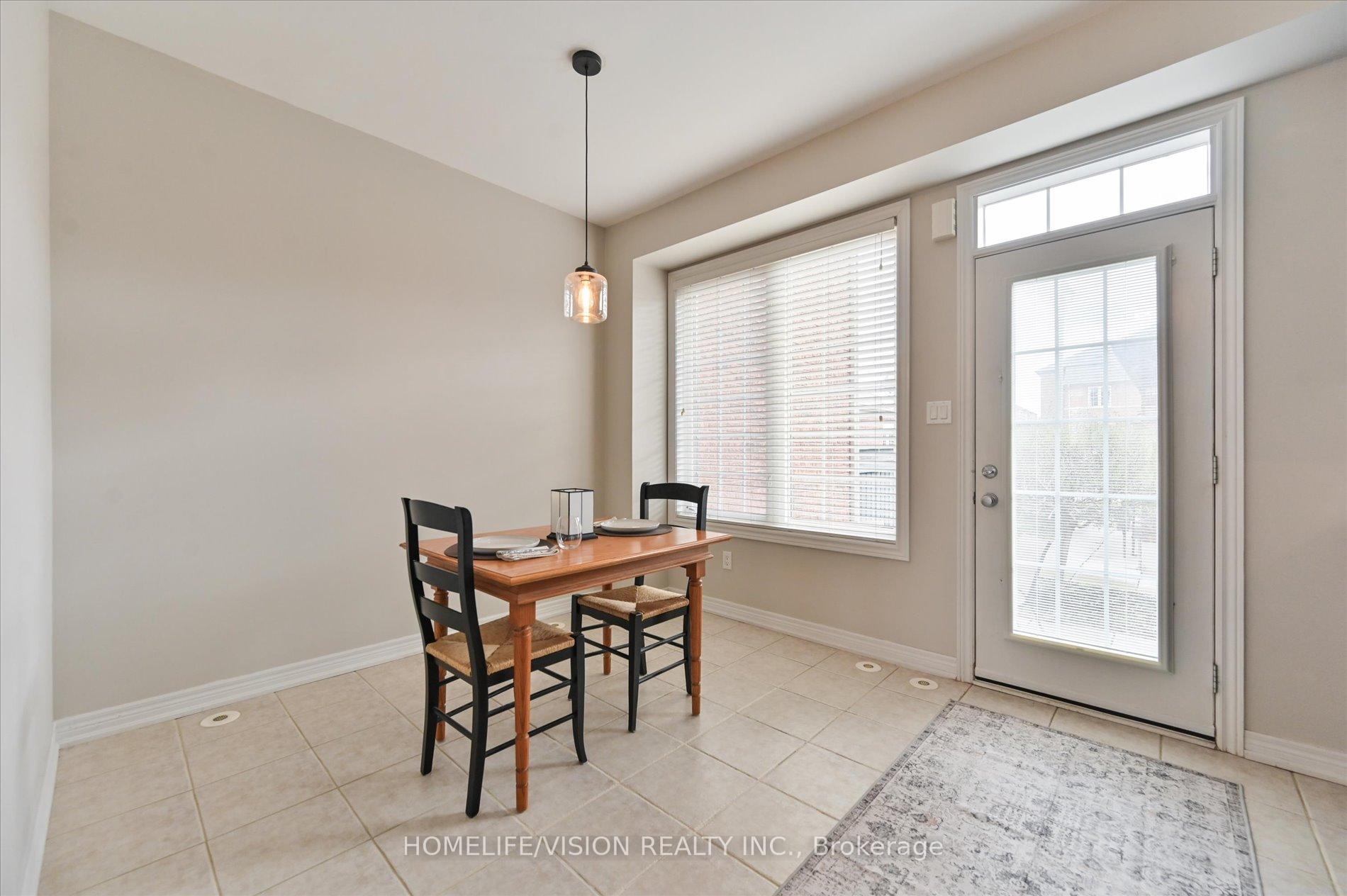 Photo 20 of 151 Zokol Drive, Aurora, Bayview Northeast — HOMEH