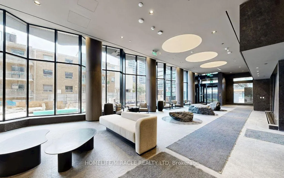 Photo 3 of Unit 407, 110 broadway Avenue, Toronto, Mount Pleasant West — HOMEH