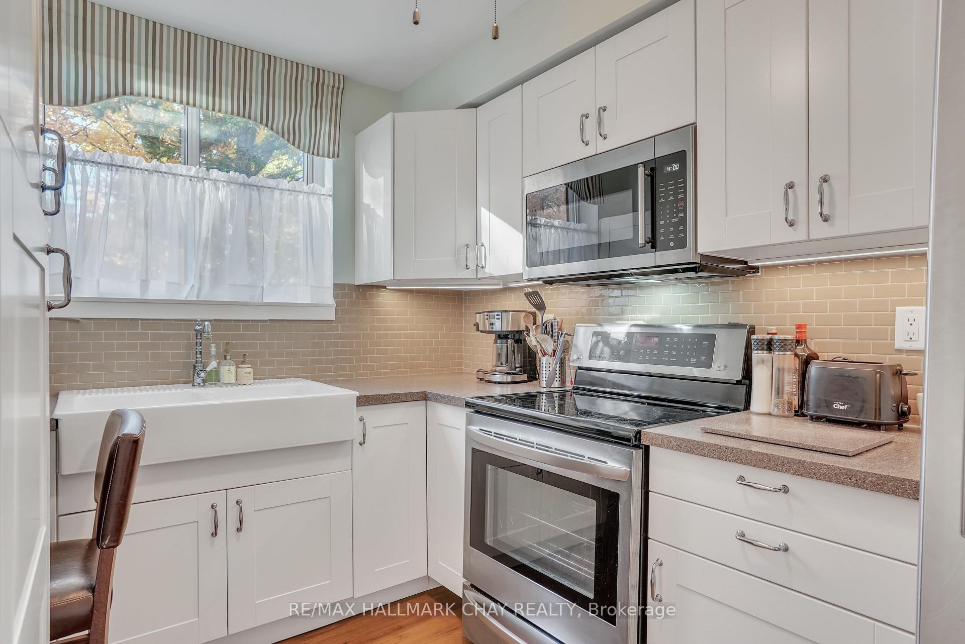 Photo 8 of Unit 104, 414 Blake Street, Barrie, Codrington — HOMEH