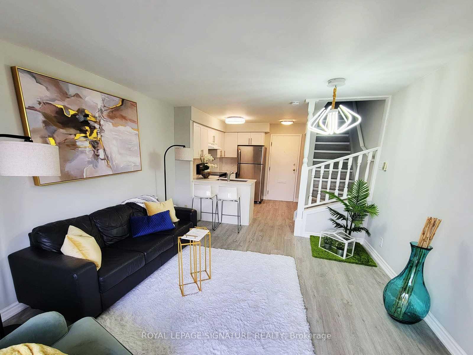 Photo 13 of Unit 34, 67 Valleyview Road, Kitchener, Laurentian Hills — HOMEH