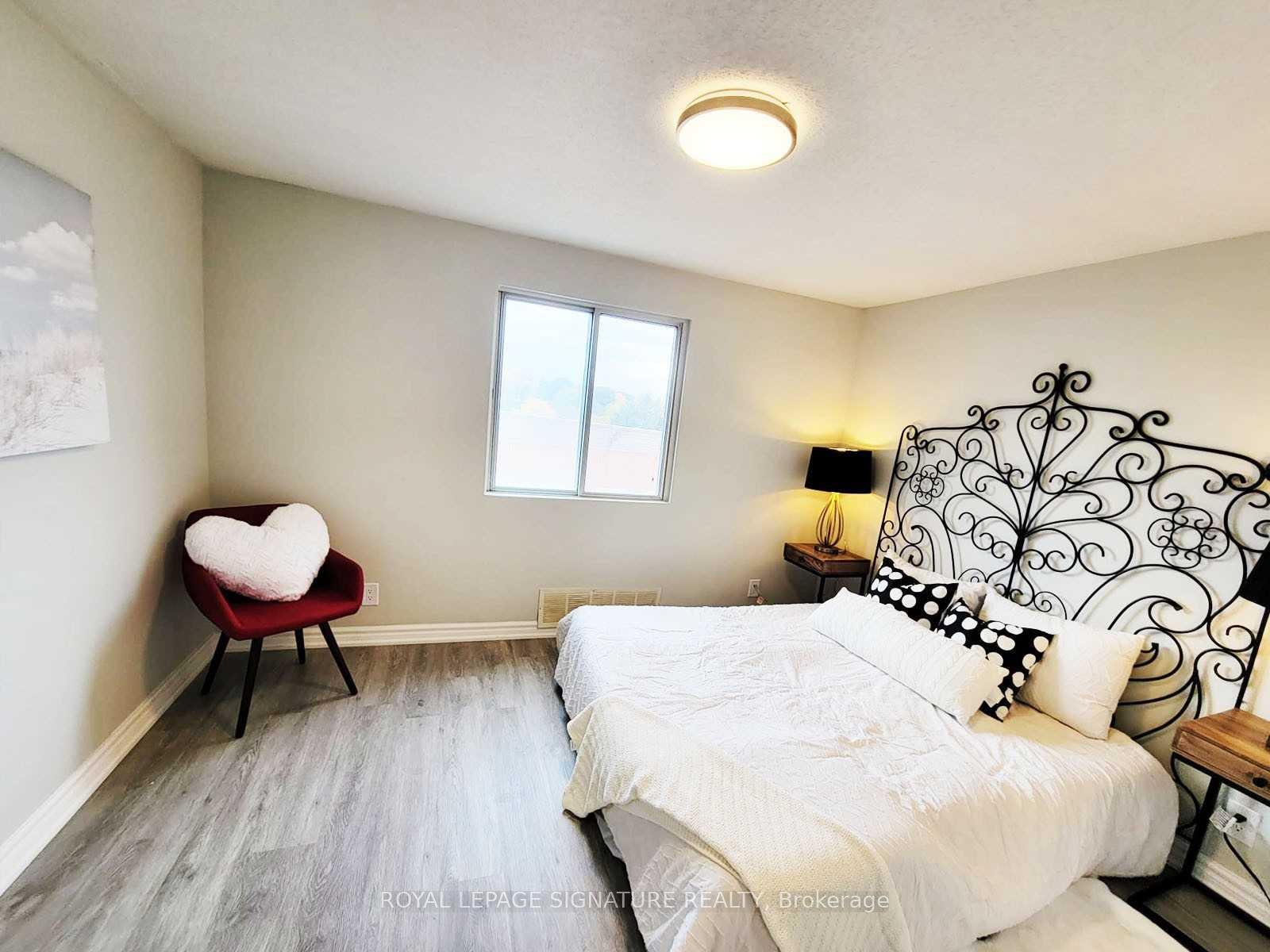 Photo 8 of Unit 34, 67 Valleyview Road, Kitchener, Laurentian Hills — HOMEH