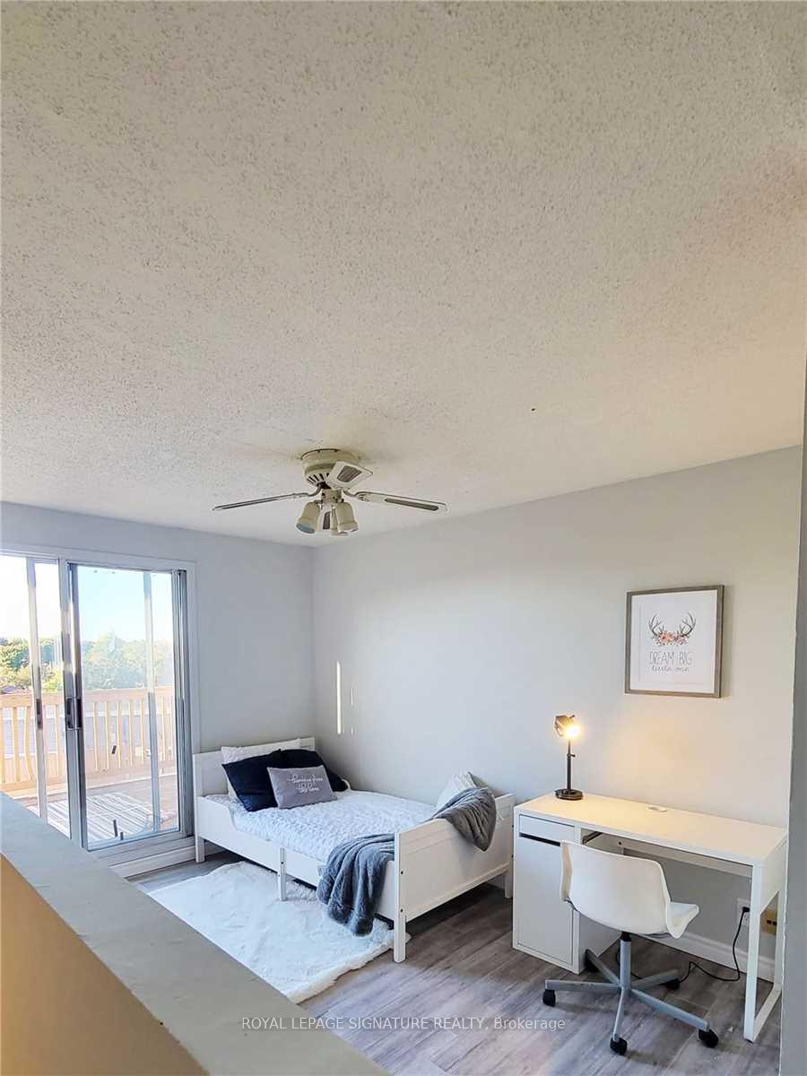 Photo 9 of Unit 34, 67 Valleyview Road, Kitchener, Laurentian Hills — HOMEH