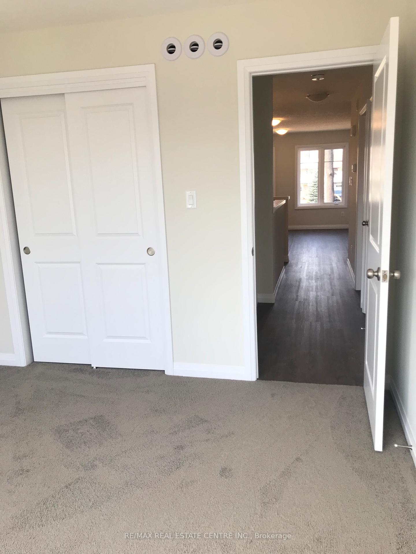 Photo 13 of Unit C10, 24 Morrison Road, Kitchener — HOMEH
