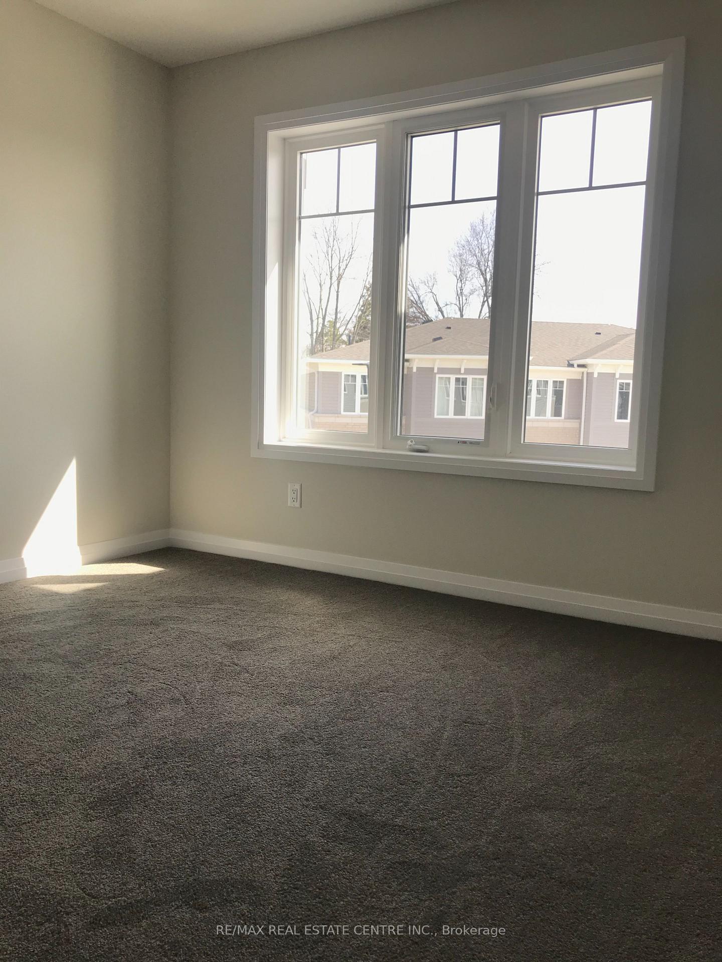 Photo 15 of Unit C10, 24 Morrison Road, Kitchener — HOMEH