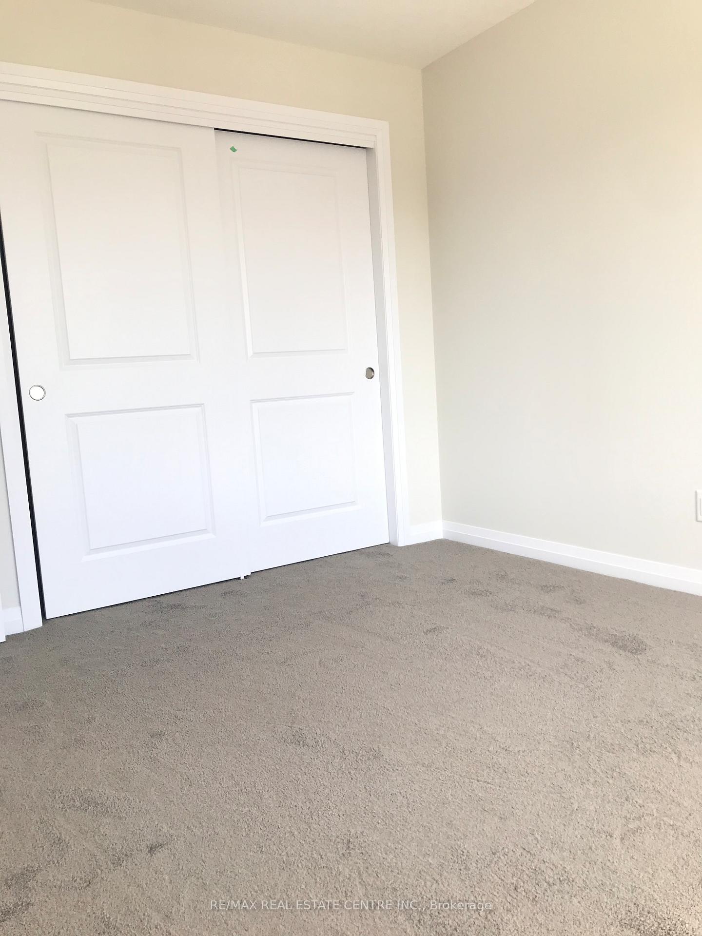Photo 17 of Unit C10, 24 Morrison Road, Kitchener — HOMEH