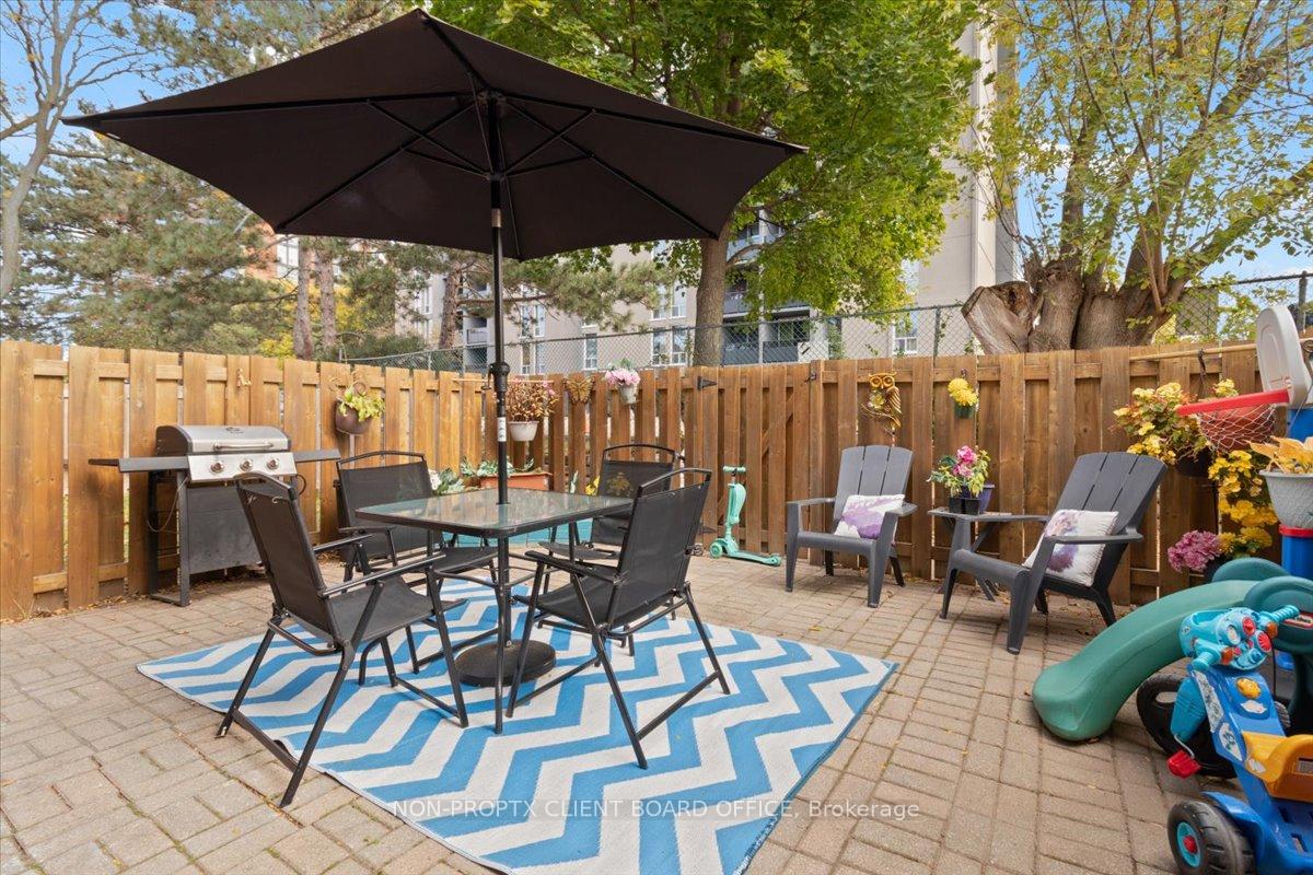 Photo 12 of Unit 20, 32 Glenburn Court, Hamilton, Riverdale — HOMEH