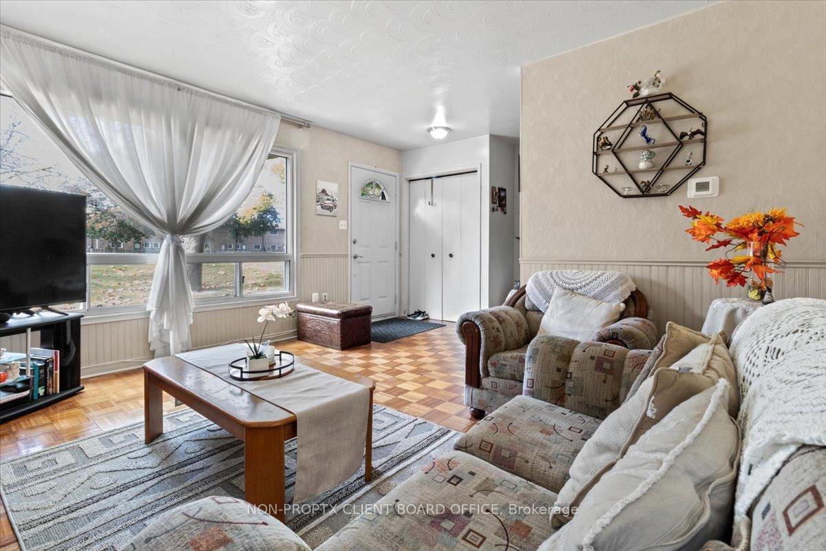 Photo 18 of Unit 20, 32 Glenburn Court, Hamilton, Riverdale — HOMEH
