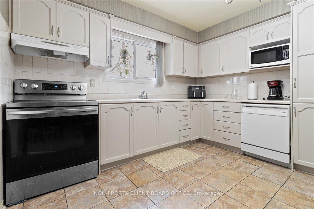 Photo 22 of Unit 20, 32 Glenburn Court, Hamilton, Riverdale — HOMEH