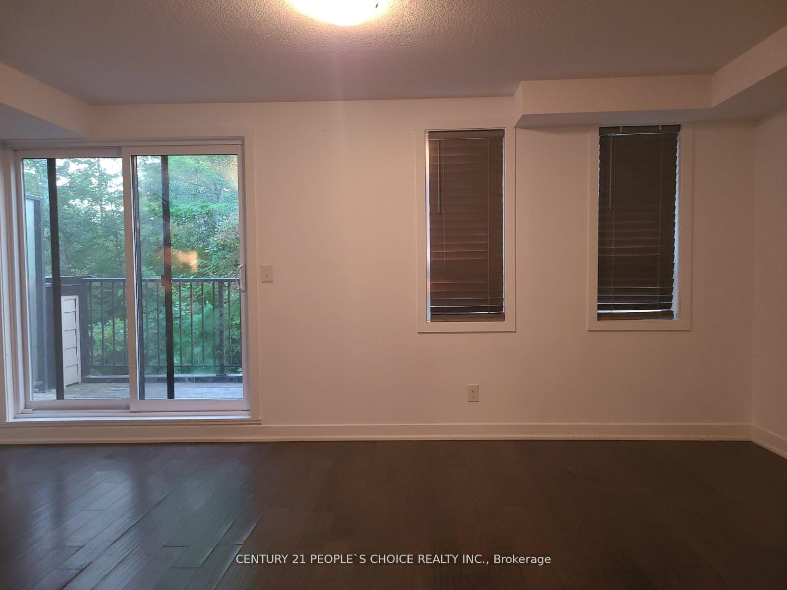 Photo 4 of Unit C10, 190 Century Hill Drive, Kitchener, Country Hills — HOMEH