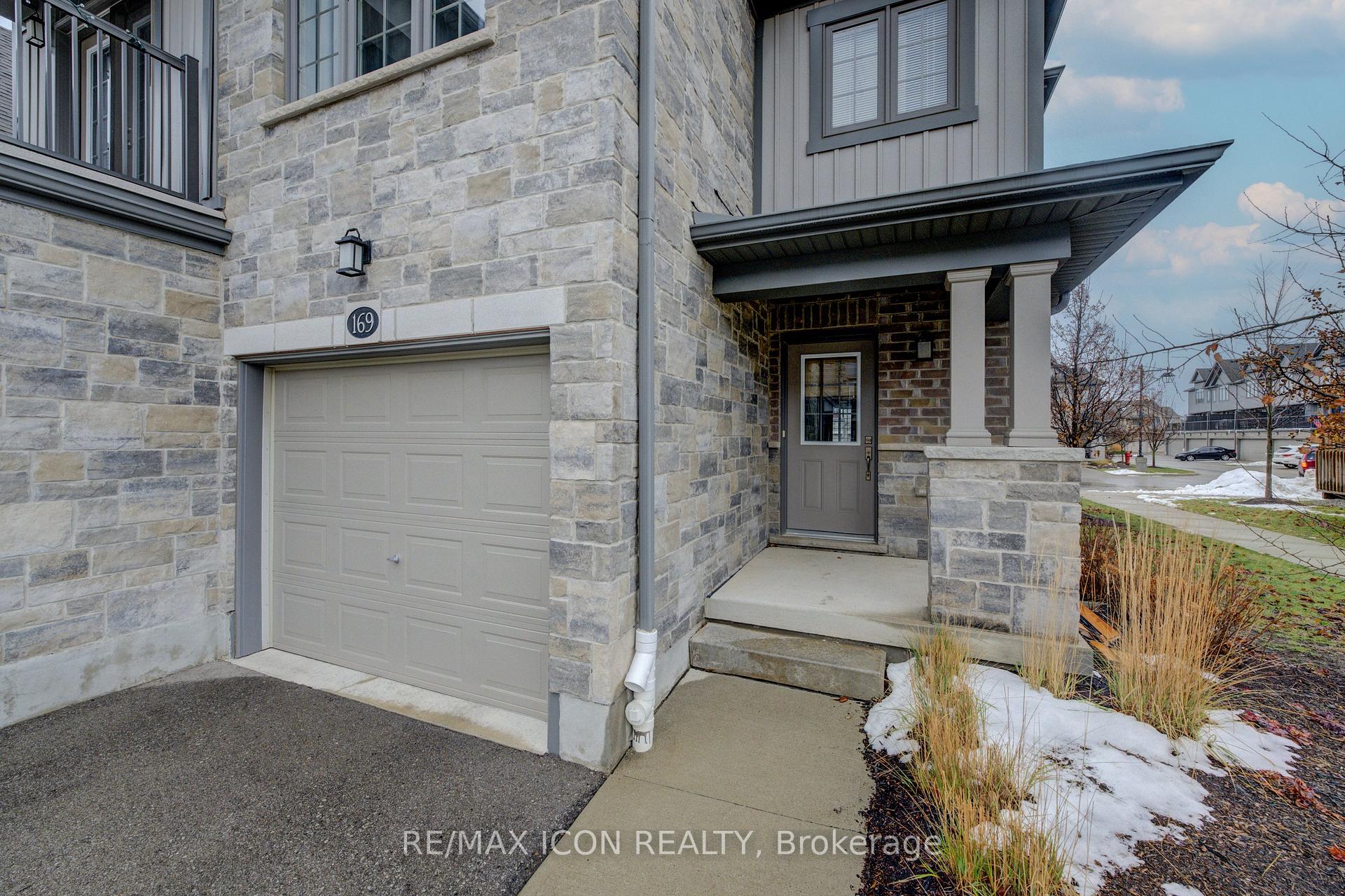 Photo 3 of Unit 42, 169 South Creek Drive, Kitchener — HOMEH