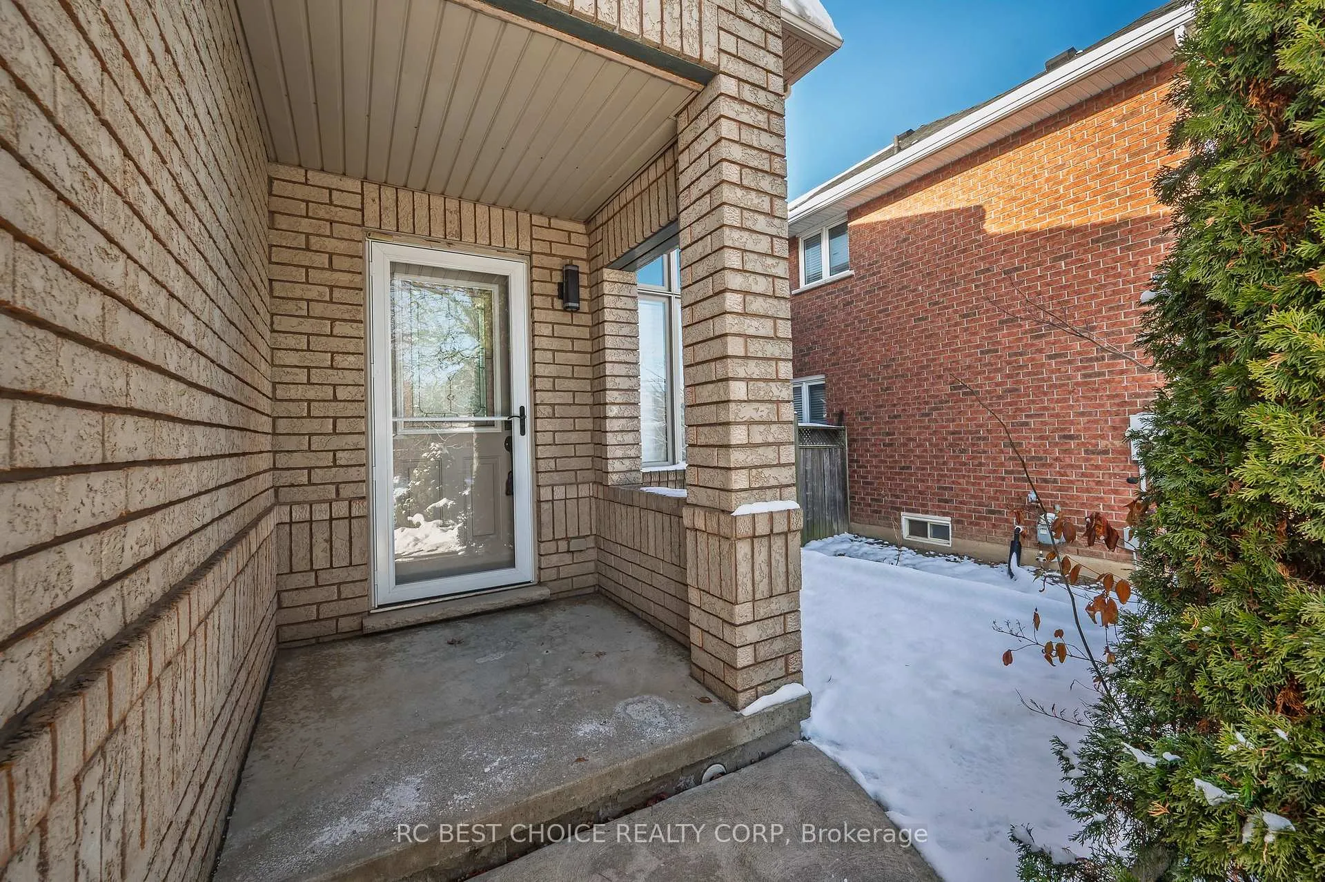 Photo 4 of 50 Pelham Drive, Hamilton, Ancaster — HOMEH