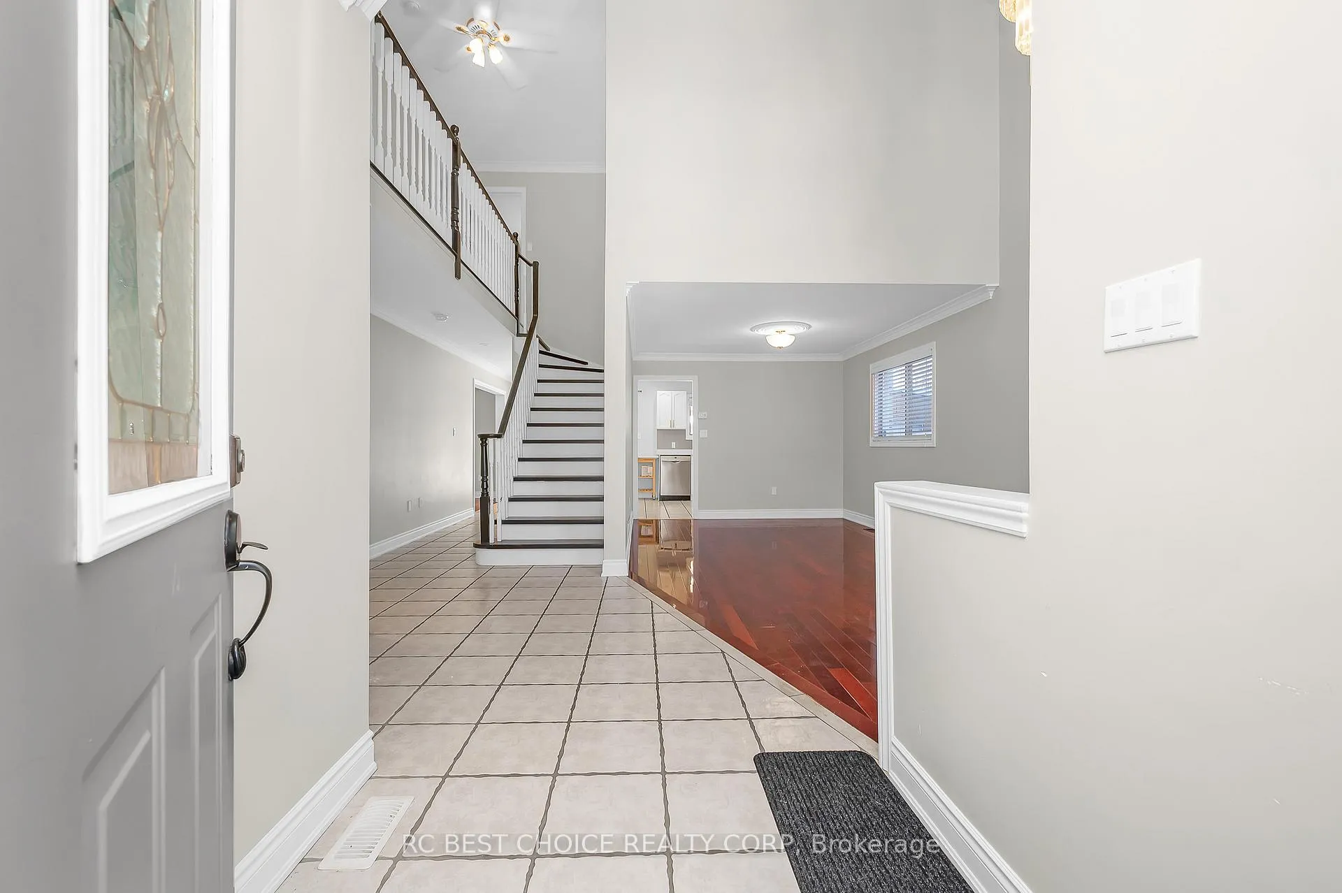 Photo 5 of 50 Pelham Drive, Hamilton, Ancaster — HOMEH