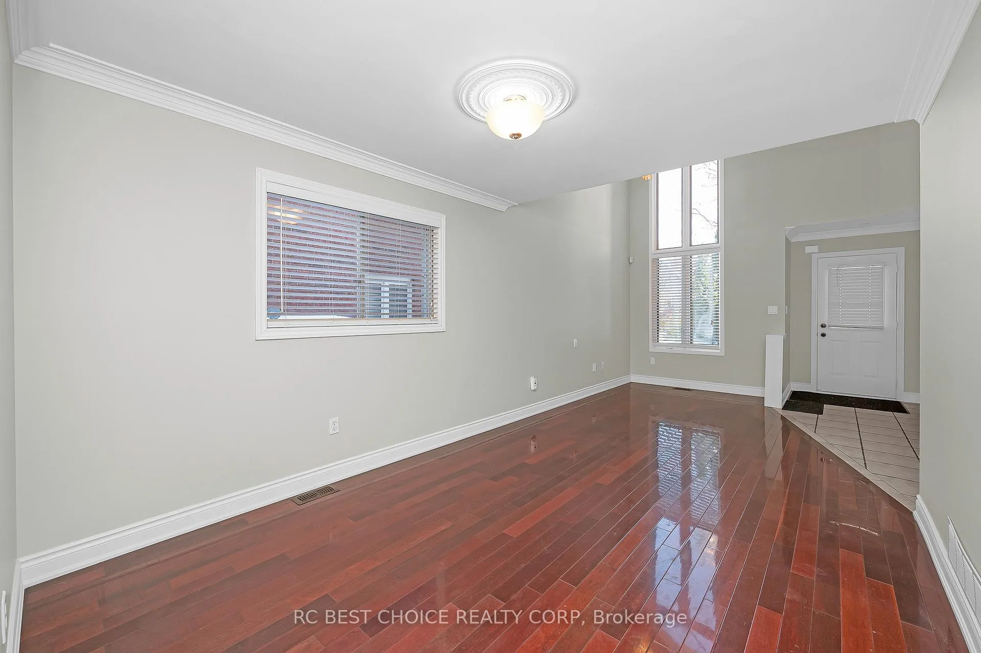 Photo 9 of 50 Pelham Drive, Hamilton, Ancaster — HOMEH