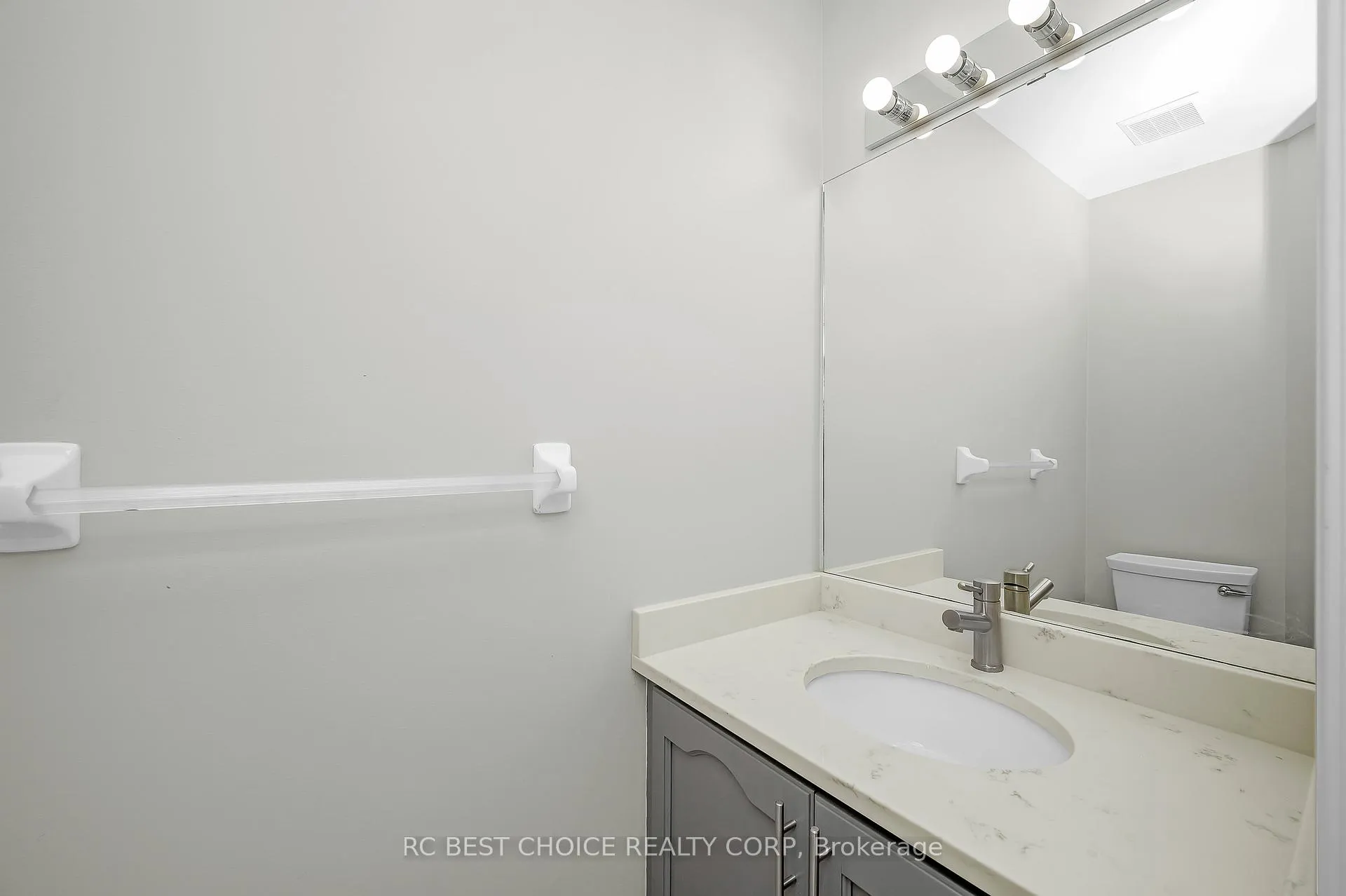 Photo 11 of 50 Pelham Drive, Hamilton, Ancaster — HOMEH