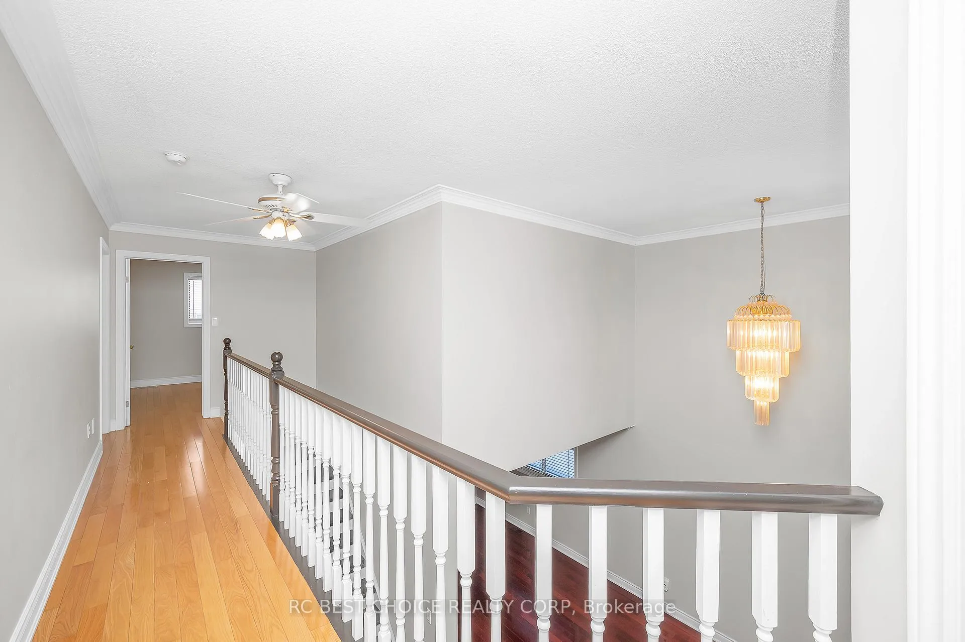 Photo 21 of 50 Pelham Drive, Hamilton, Ancaster — HOMEH