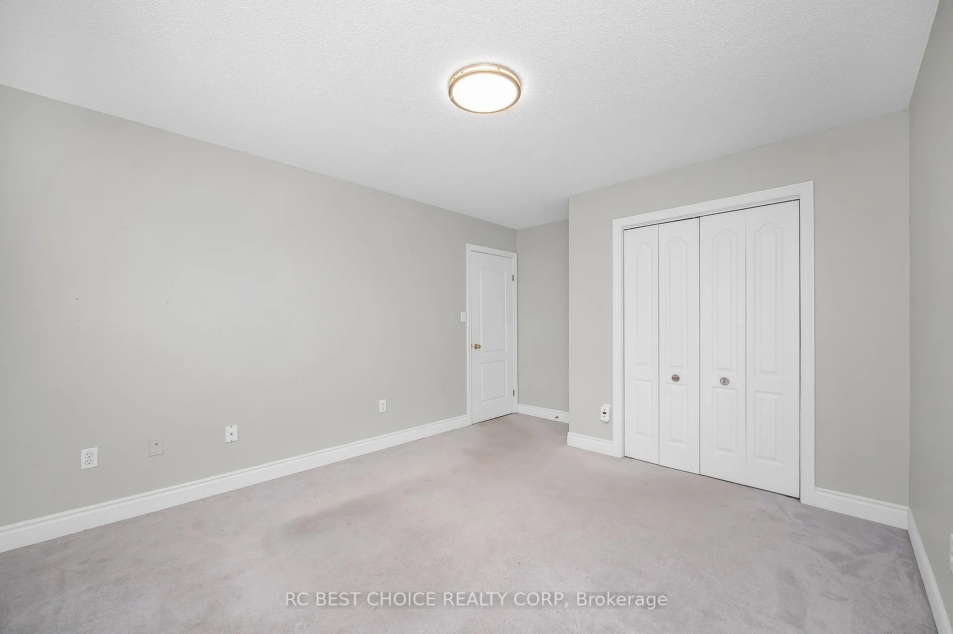 Photo 27 of 50 Pelham Drive, Hamilton, Ancaster — HOMEH