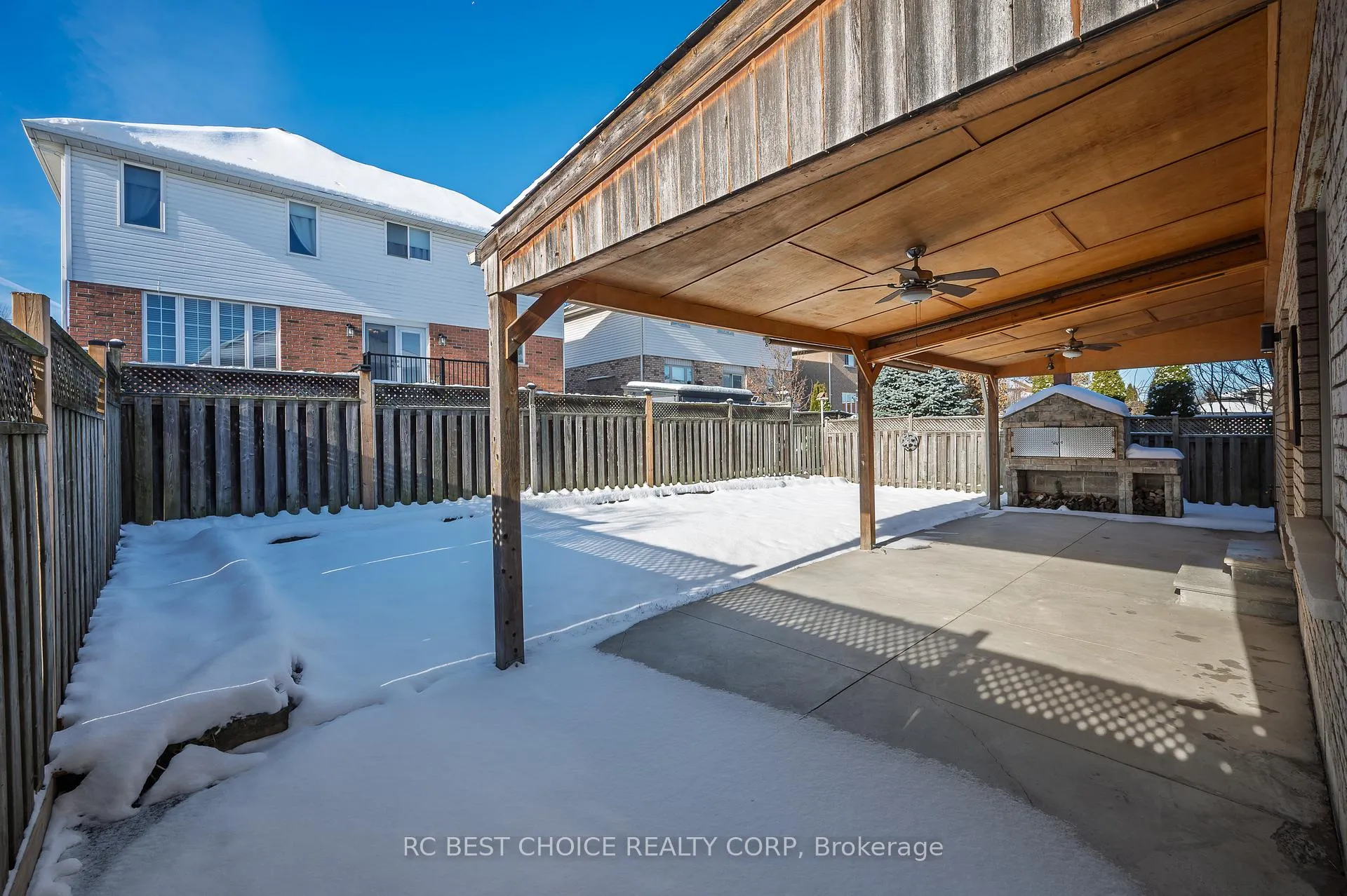 Photo 34 of 50 Pelham Drive, Hamilton, Ancaster — HOMEH
