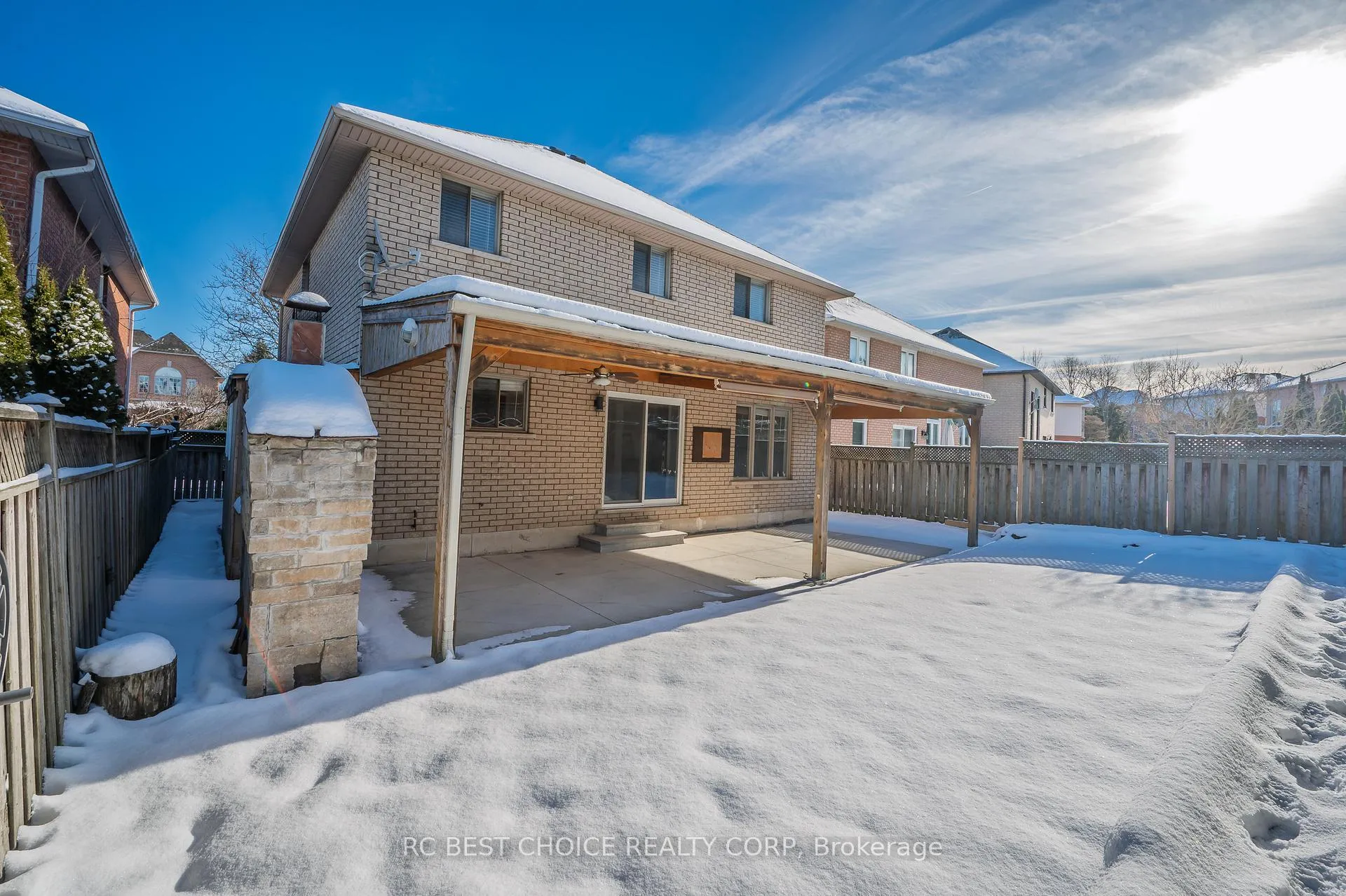 Photo 37 of 50 Pelham Drive, Hamilton, Ancaster — HOMEH