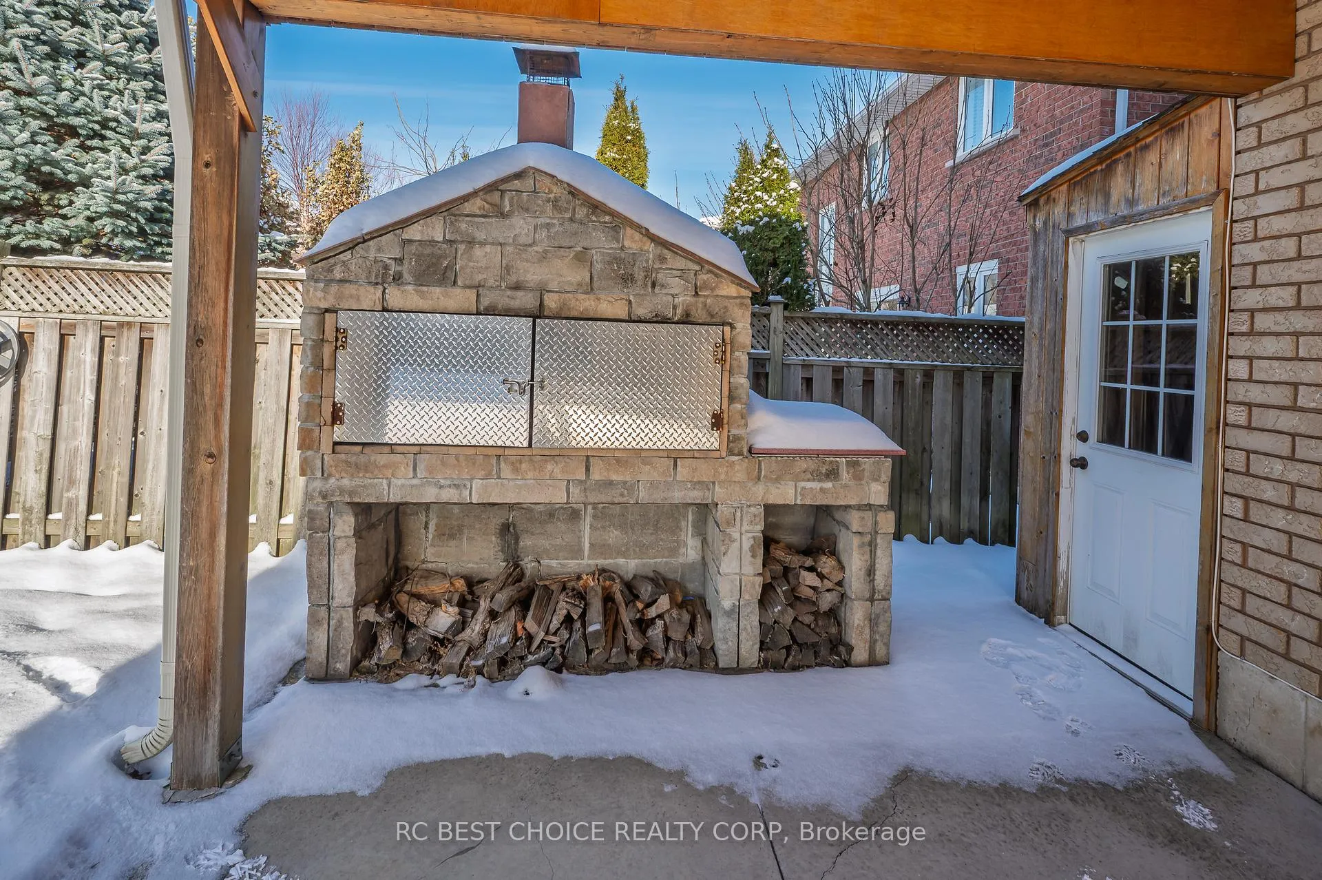 Photo 39 of 50 Pelham Drive, Hamilton, Ancaster — HOMEH