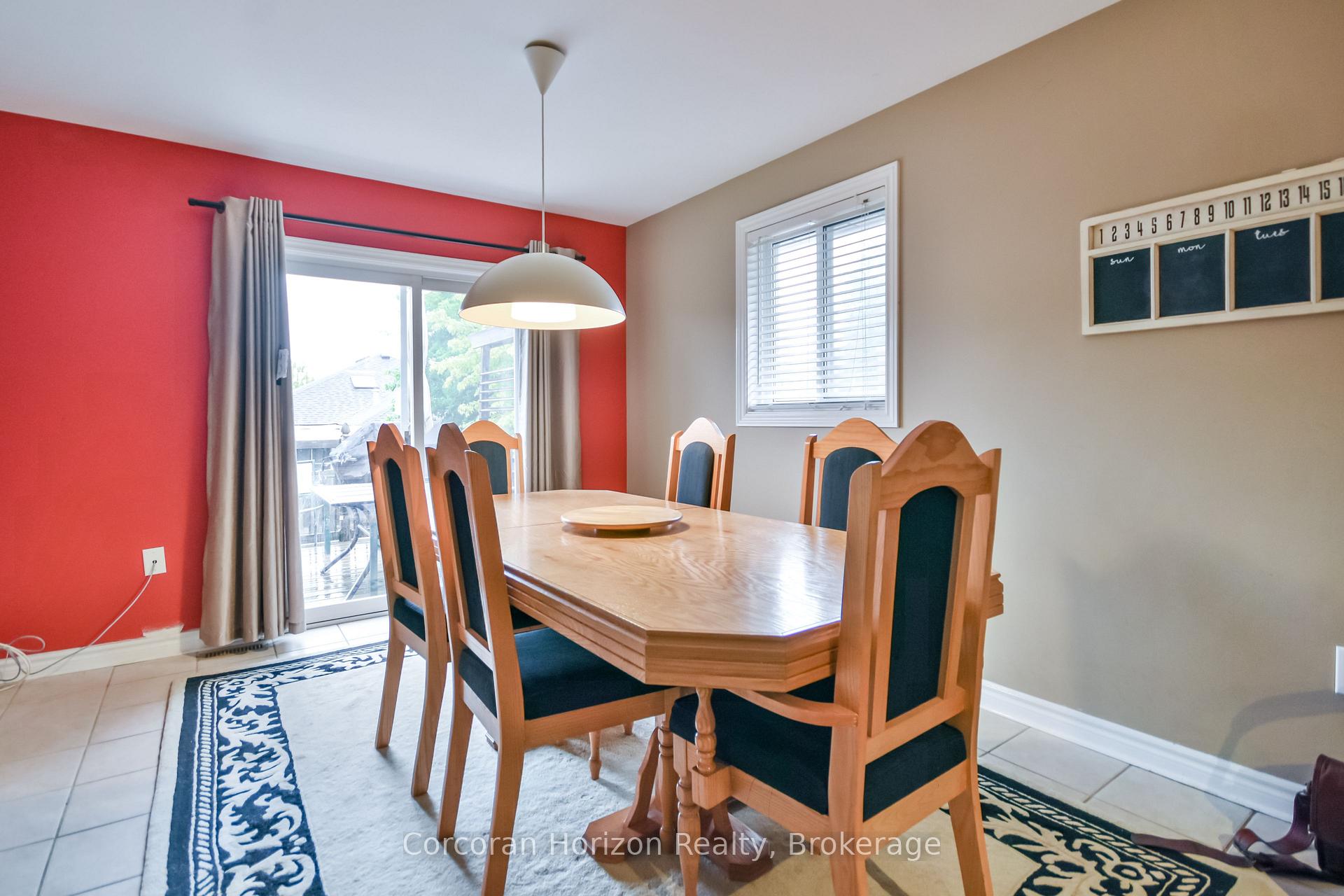 Photo 8 of 52 Stephanie Lane, Barrie, Painswick South — HOMEH