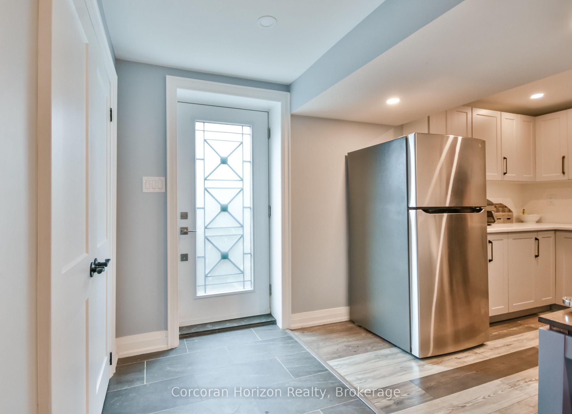 Photo 14 of 52 Stephanie Lane, Barrie, Painswick South — HOMEH