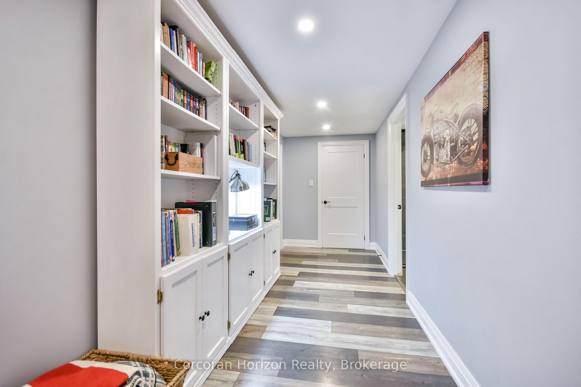 Photo 25 of 52 Stephanie Lane, Barrie, Painswick South — HOMEH