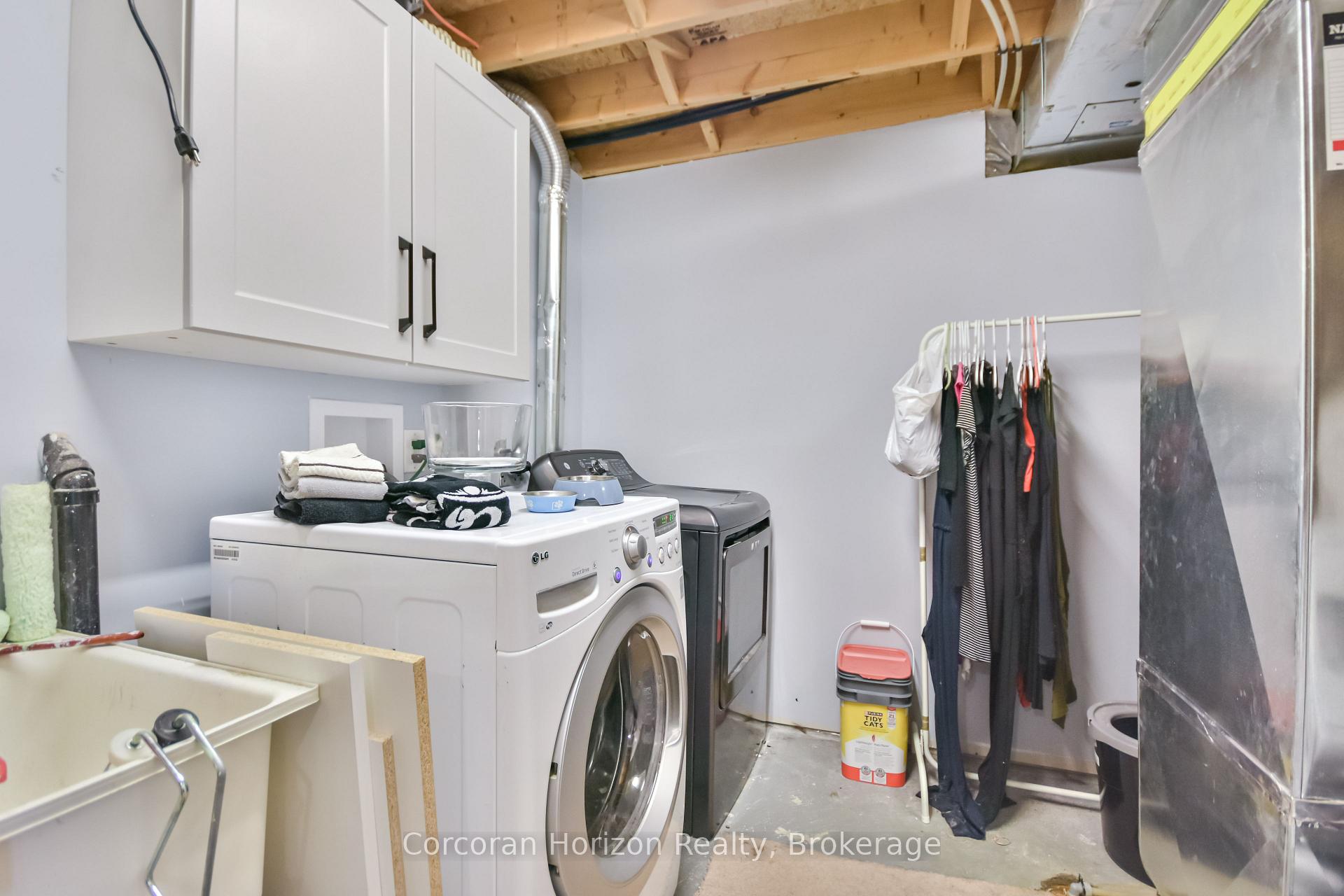 Photo 31 of 52 Stephanie Lane, Barrie, Painswick South — HOMEH